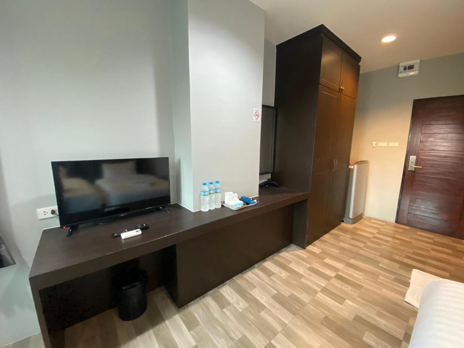 Grand Inter Hotel Samut Sakhon Chambre photo