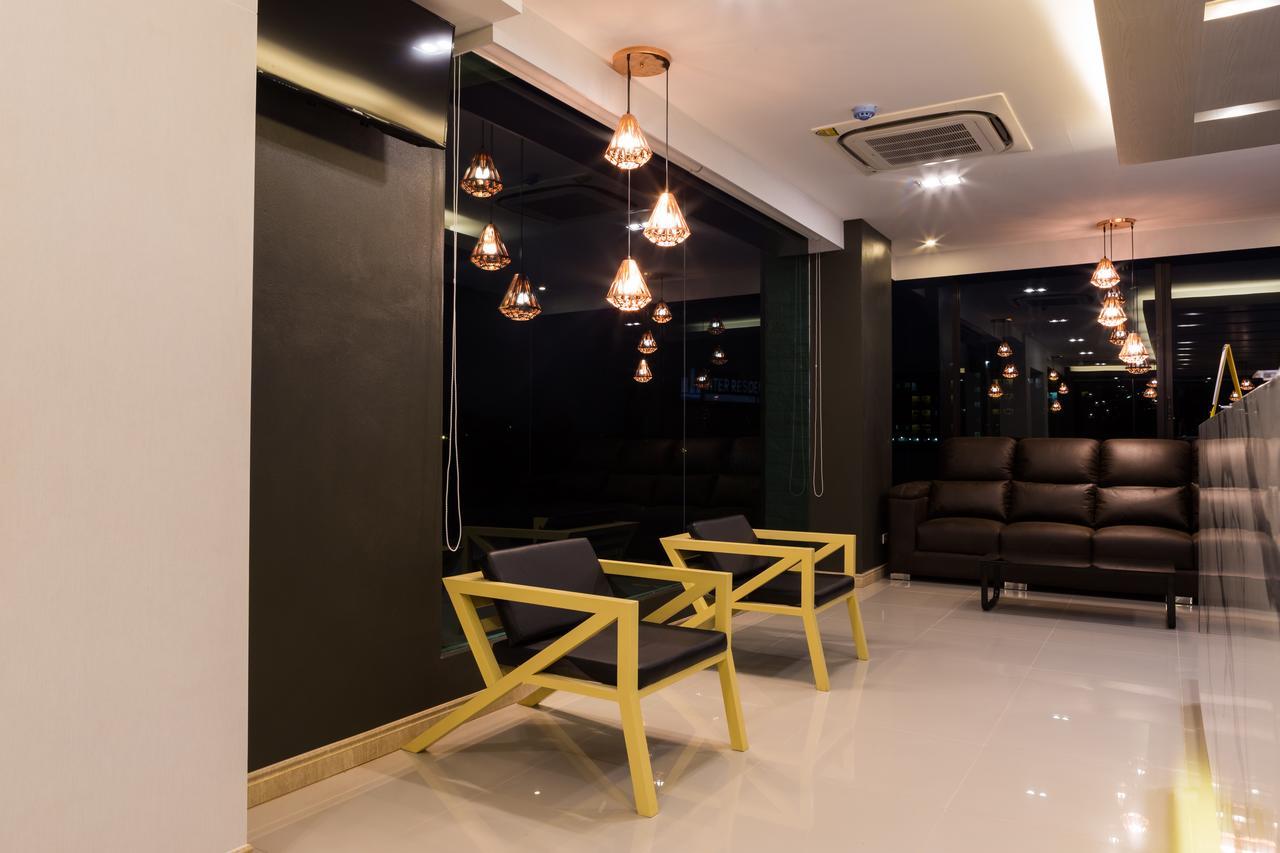 Grand Inter Hotel Samut Sakhon Extérieur photo